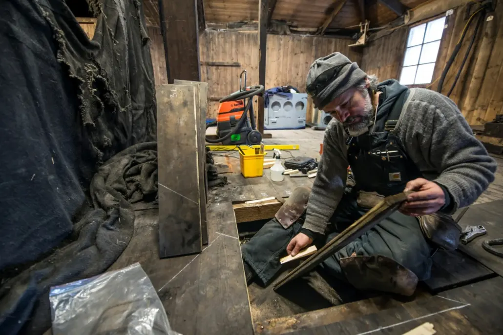 Man working with floors